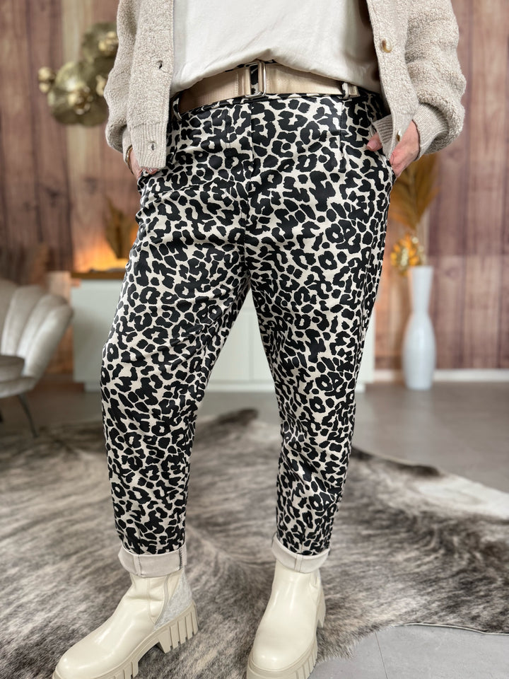 Hose Leopard Chic